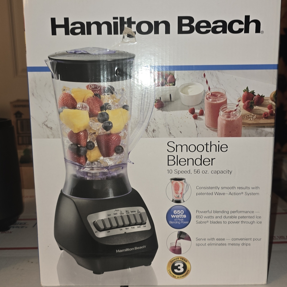 Hamilton Beach Black Blender with BPA-Free Jar